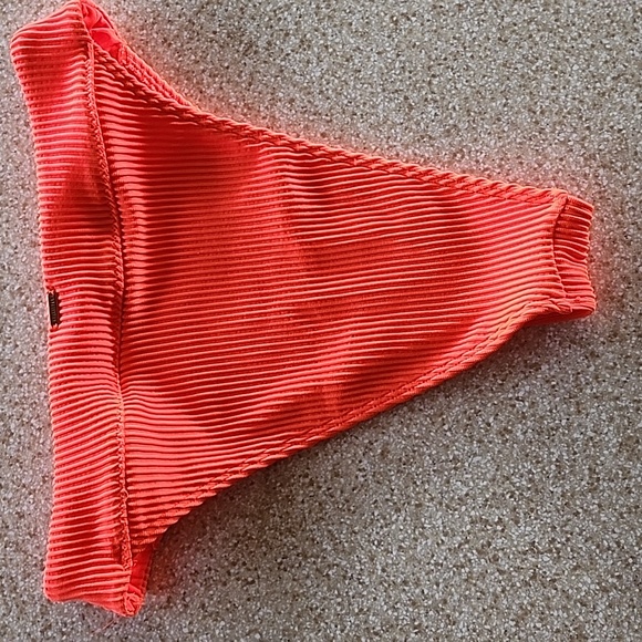 Hollister Bikini Bright Orange Ribbed Cheeky Bottom Size S - Picture 5 of 8